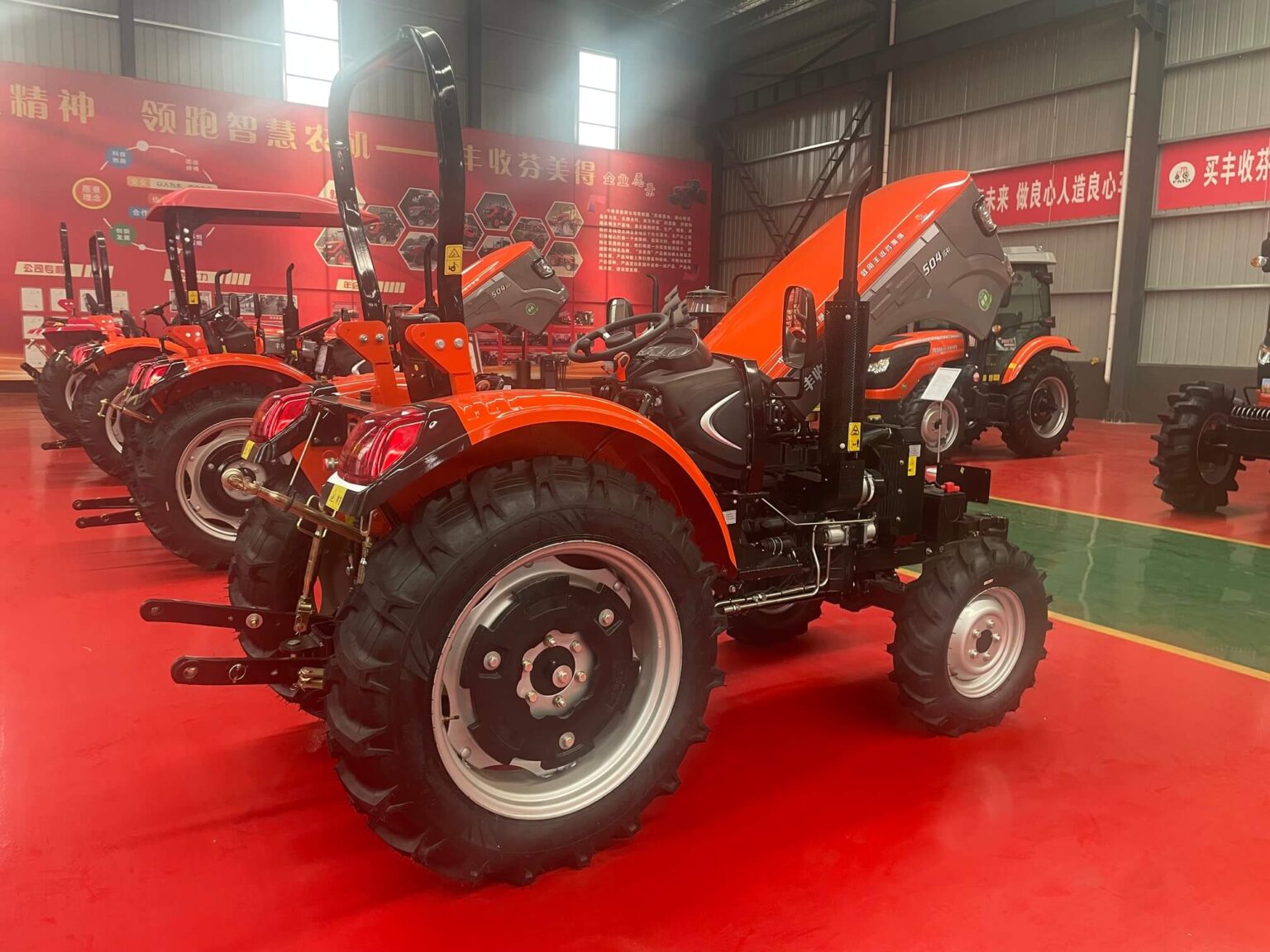 Chinese Tractor Manufacturing Factory Fmd Tractors